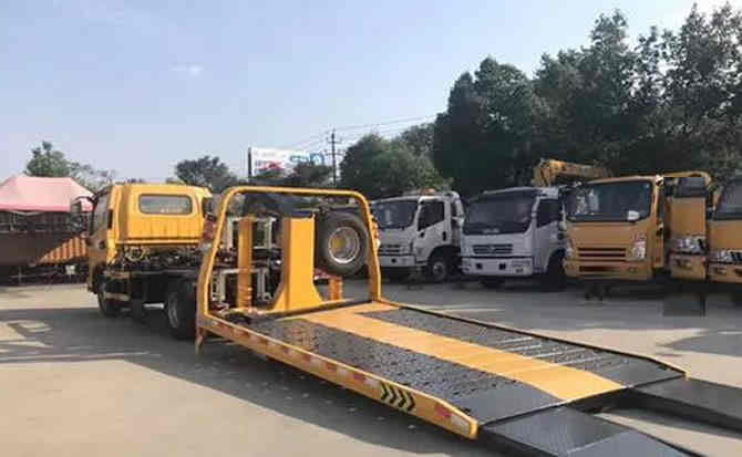 伊宁汽车中途维修案例